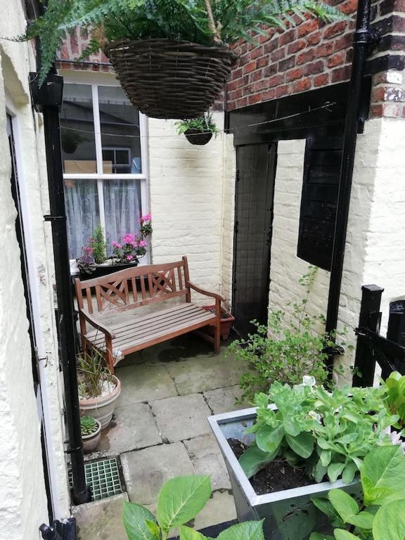 A Summer Place - Spacious Maisonette, Central Whitby, Sleeps 4, Close To Amenities Lägenhet Exteriör bild